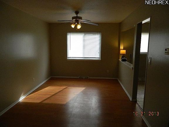 3rd image of 17300 Deforest Ave