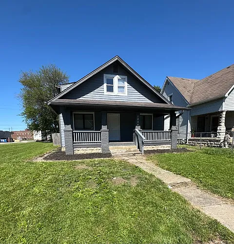 1024 N Lasalle St Photo 1