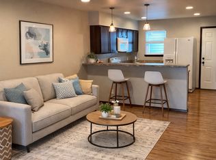 412 S 3rd St APT B, Selah, WA 98942