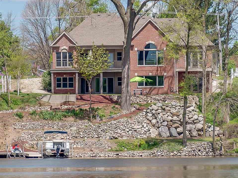 Back Exterior View fron the River