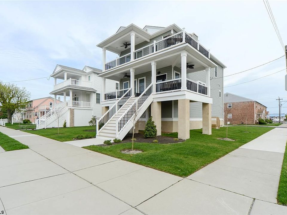 1st image of 1563 Bay Avenue
