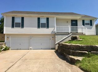 20012 E 17th Street Ct N, Independence, MO 64056