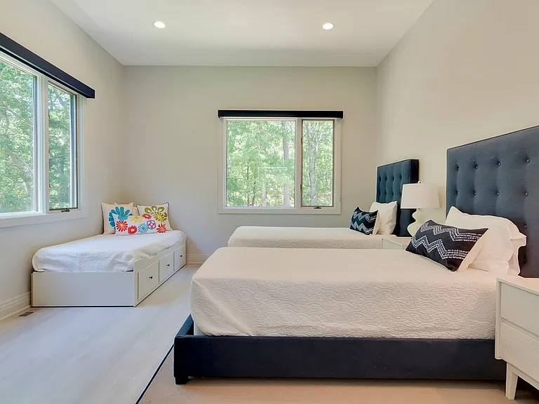 1705 Noyack Rd — Photo 14