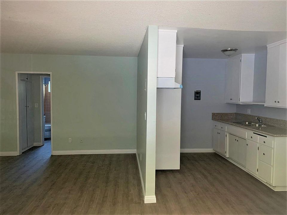 1st image of 220 N Avenue 57 #4