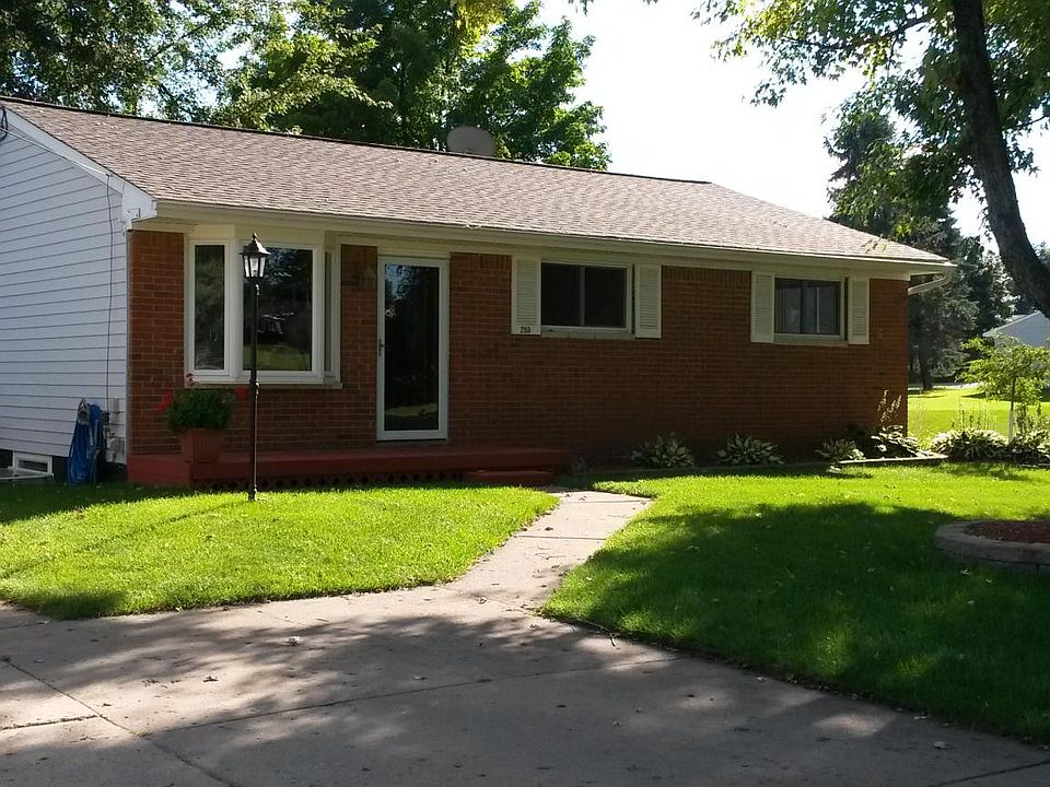1st image of 285 Kintyre Dr