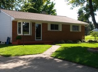 285 Kintyre Dr, Oxford, MI 48371