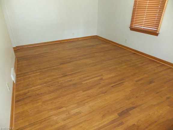 2nd image of 9300 Morton Ave