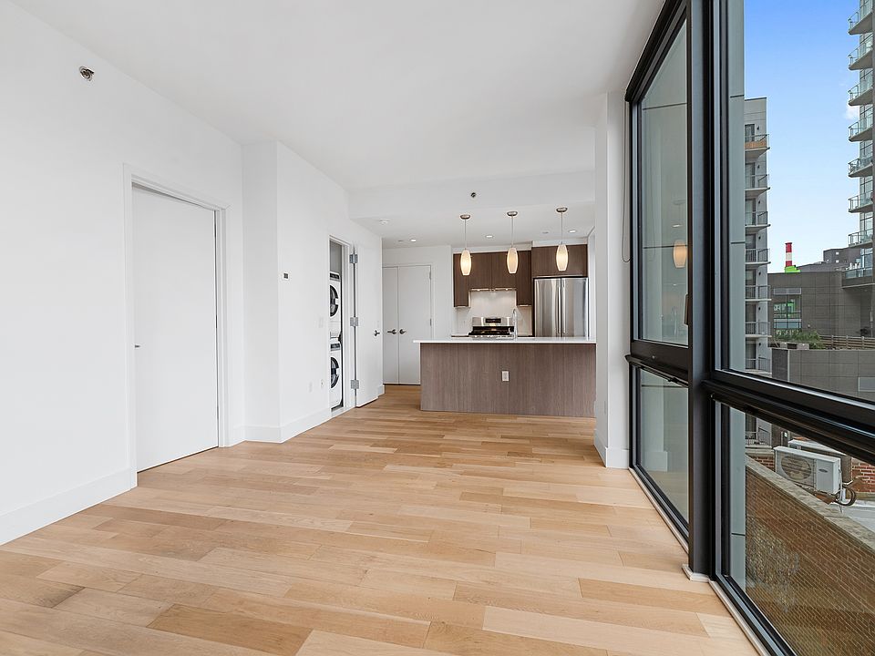 1st image of 4122 24th St APT 3B