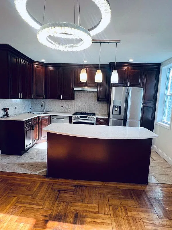 3 bed, 1.5 bath, 1200 sqft, $3,800 — Photo 4
