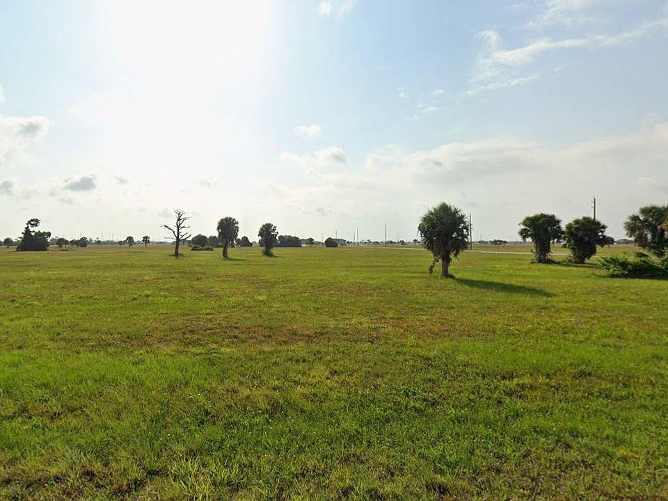 2nd image of 6 PINE LANE