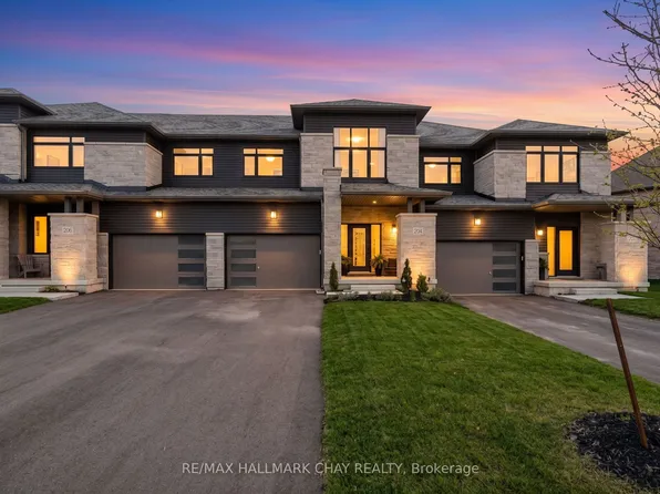 204 Rosanne Cir, Wasaga Beach, ON L9Z 1J7