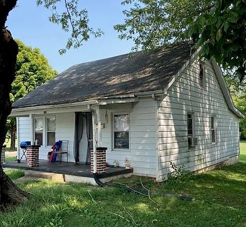 1st image of 606 Monroe Dr
