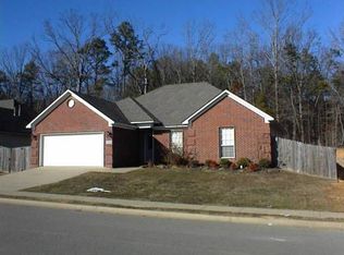 1834 White Oak Cir, Benton, AR 72019