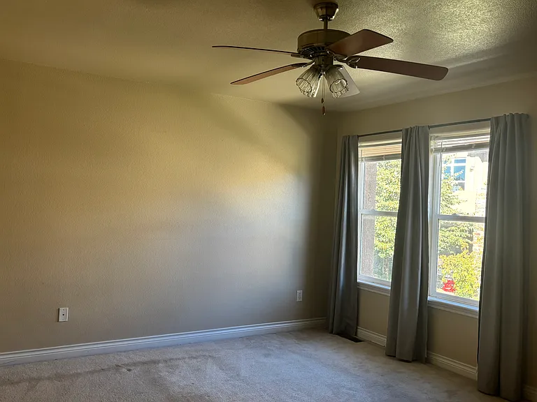 5823 New Crossings Point — Photo 6