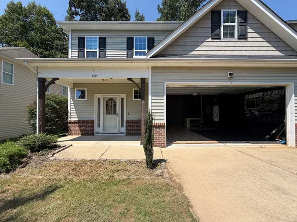 549 McCarthy Dr, Clayton, NC 27527