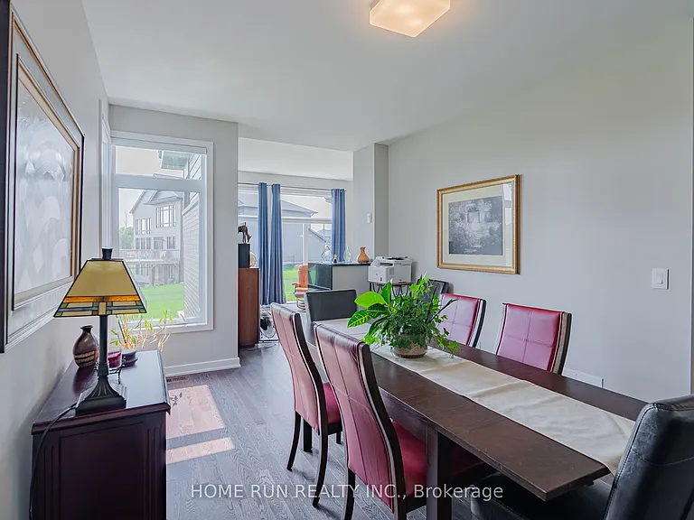 451 Longworth Ave — Photo 21