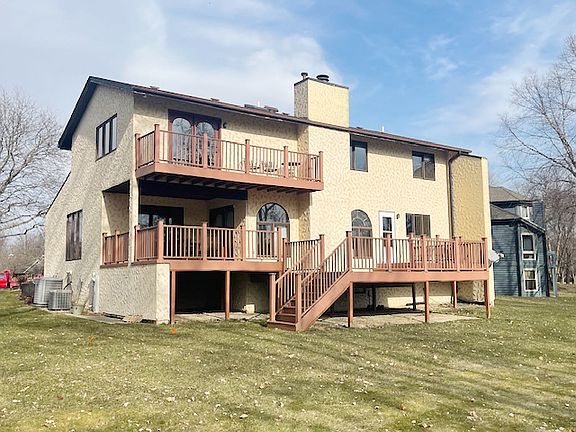 3rd image of 188 Buena Vista Dr