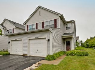 3160 Falling Waters Ln, Lindenhurst, IL 60046