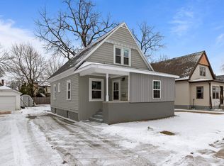 213 W Quincy St, New London, WI 54961