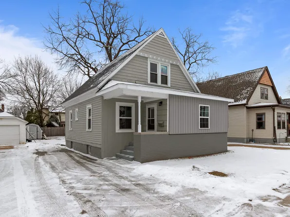 213 W Quincy St, New London, WI 54961