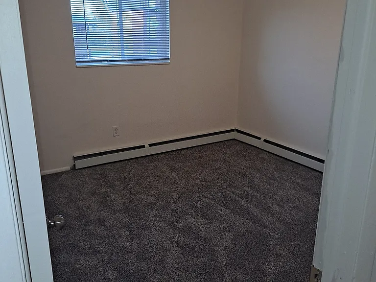 645 Voiles Pl — Photo 11