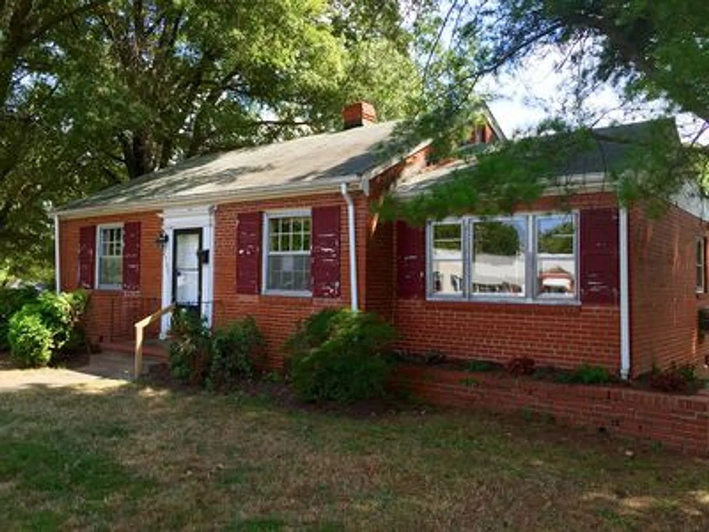 3 bed 1 bath in Henrico with Central HVAC — Photo 4