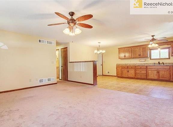 4th image of 1051 S 81st St