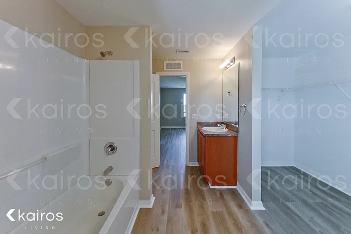 1126 NW 4th Ave — Photo 20