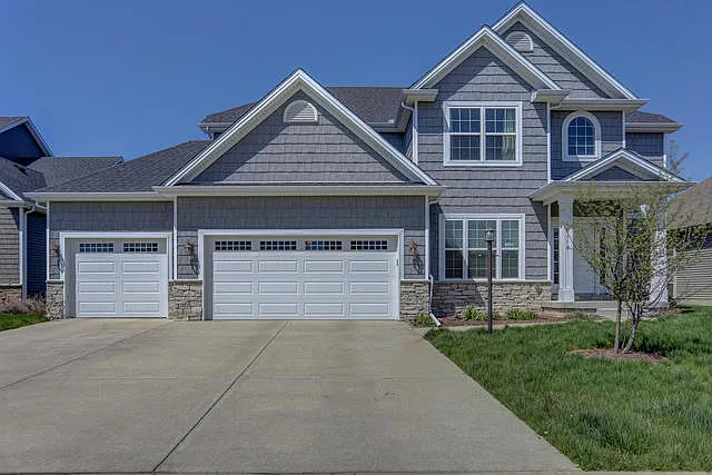 5110 Stonebridge Dr photo 1