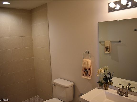 5th image of 841/843 Mohawk Parkway Cpe