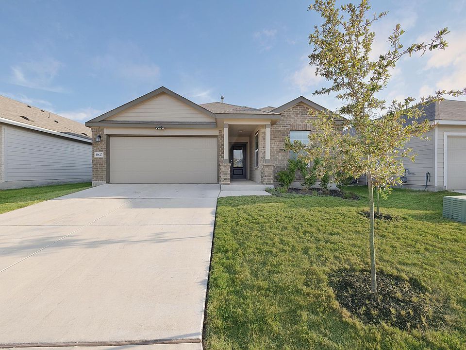 1st image of 10627 De Gonzalo Way