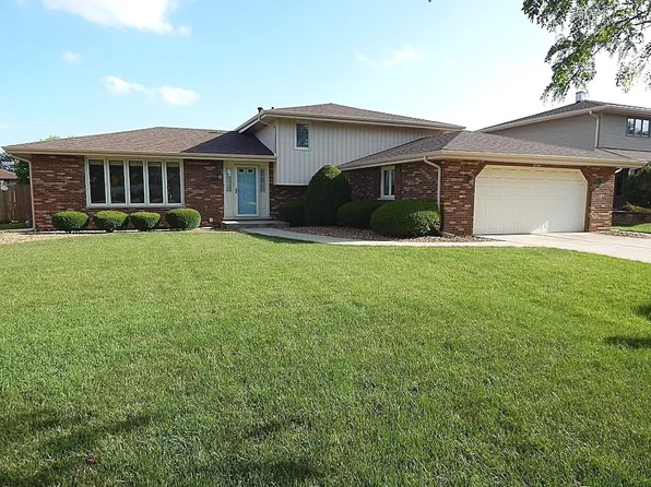 8101 Braeburn Ln, Orland Park, IL 60462