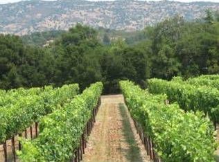 2210 Oak Knoll Ave, Napa, CA 94558