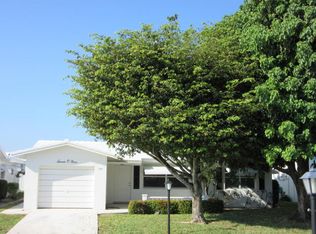 709 SW 16th St, Boynton Beach, FL 33426