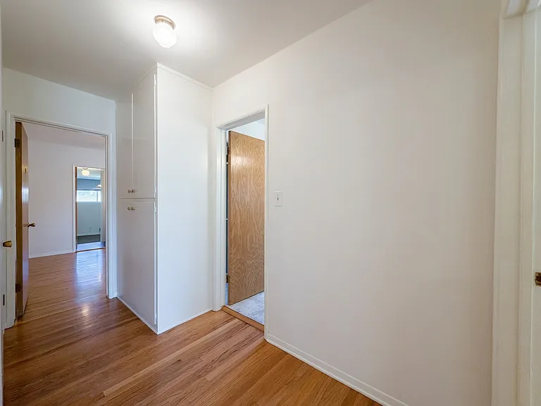 962 N Calmgrove Ave — Photo 64