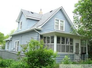 2955 Sheridan Ave N, Minneapolis, MN 55411
