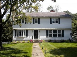 11 Brookside Rd, Binghamton, NY 13903