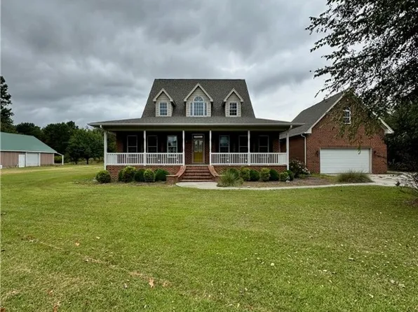 3054 Burney Rd, Bladenboro, NC 28320