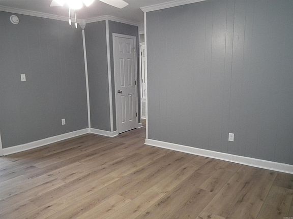 5th image of 217 Trailwood Dr