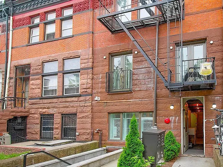 1074 Bergen St #4B — Photo 17