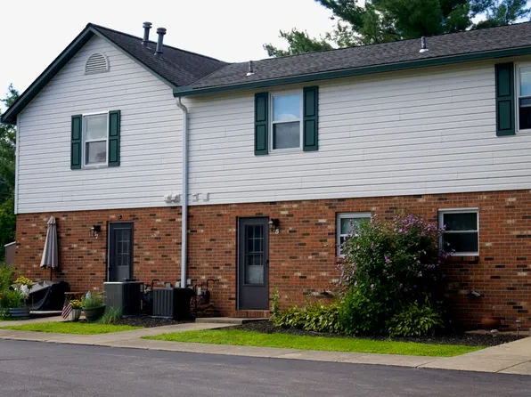 26 Oviatt Dr APT 5, Northfield, OH 44067