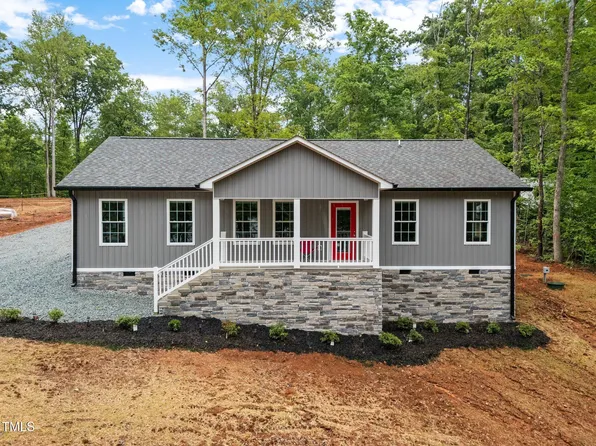 249 Fishermans Point Rd, Roxboro, NC 27574