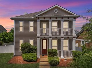 1221 Gwinnett Ct, Aubrey, TX 76227
