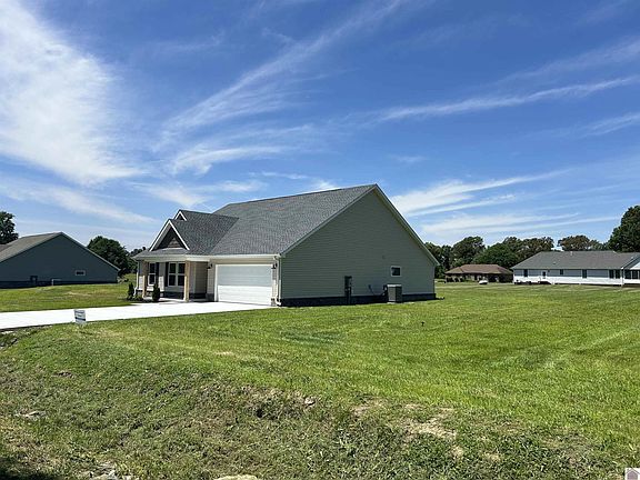 4th image of 7050 Wesley Cir W