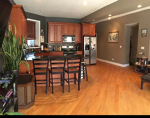 1032 N Mozart St #1 Photo 1