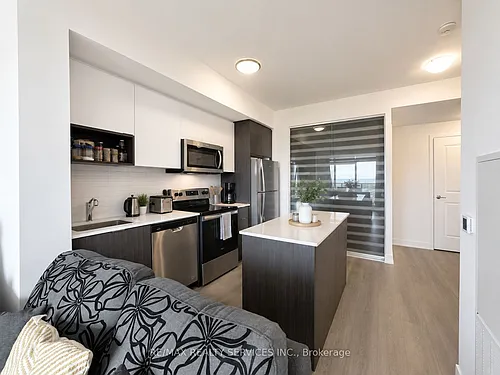 202 Burnhamthorpe Rd E #2108 Photo 1