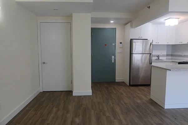 Rented by Modern Spaces | media 27