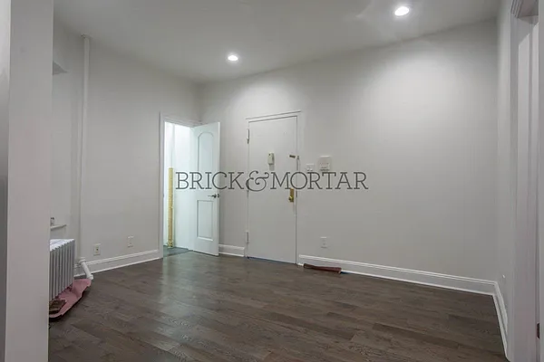 Rented by Brick&Mortar | media 10