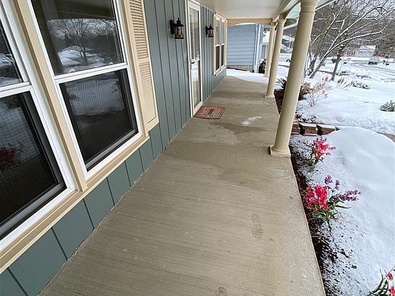 4th image of 2055 Stornway Dr