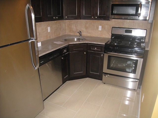 1st image of 2578 38th St APT 1A